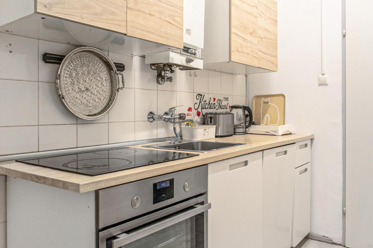וינה Joyful 2Br Shared Apt Near Millenium Tower & Danube River מראה חיצוני תמונה