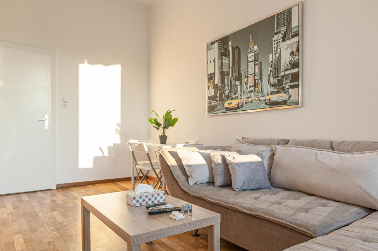 וינה Joyful 2Br Shared Apt Near Millenium Tower & Danube River מראה חיצוני תמונה
