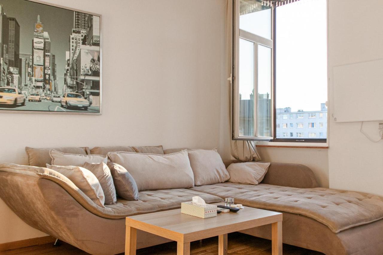 וינה Joyful 2Br Shared Apt Near Millenium Tower & Danube River מראה חיצוני תמונה