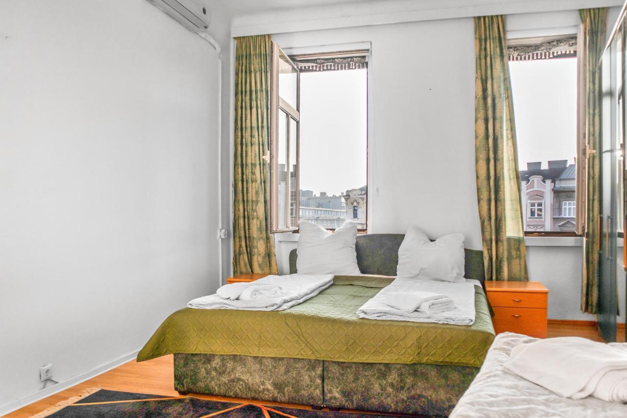 וינה Joyful 2Br Shared Apt Near Millenium Tower & Danube River מראה חיצוני תמונה
